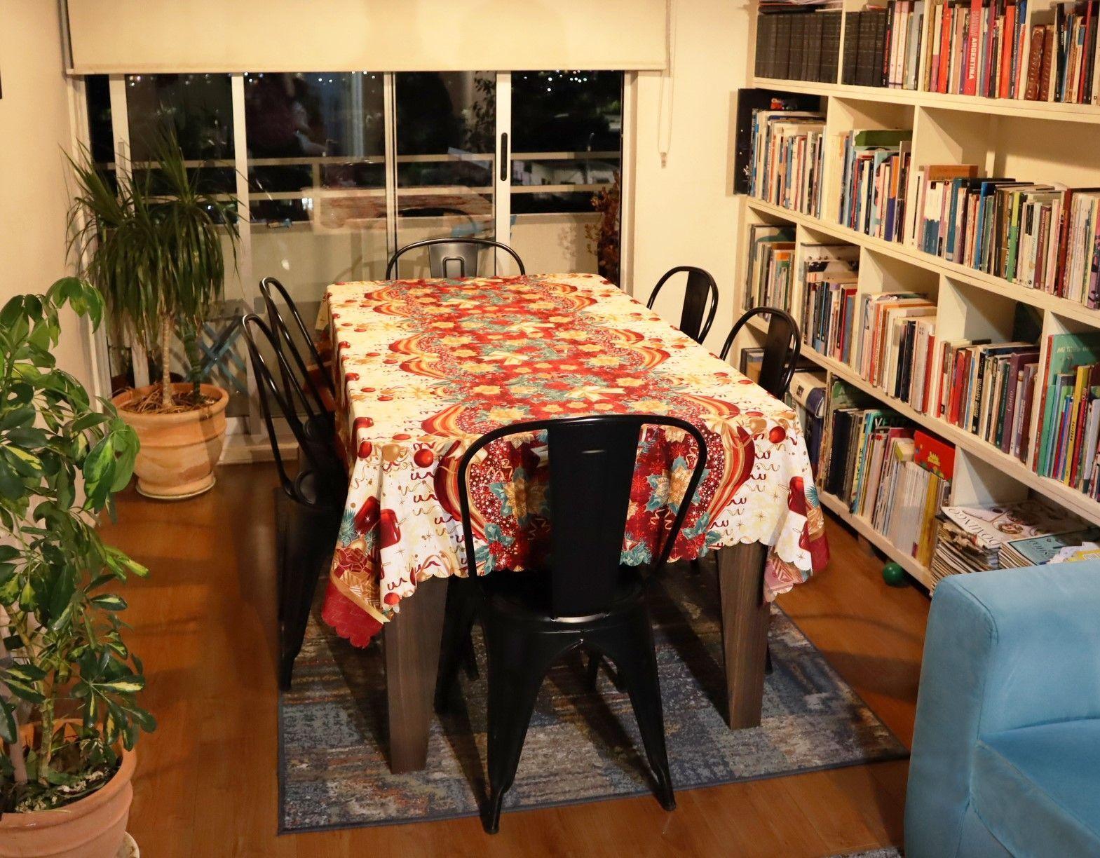 Mantel Navideño 210x150 flores -2