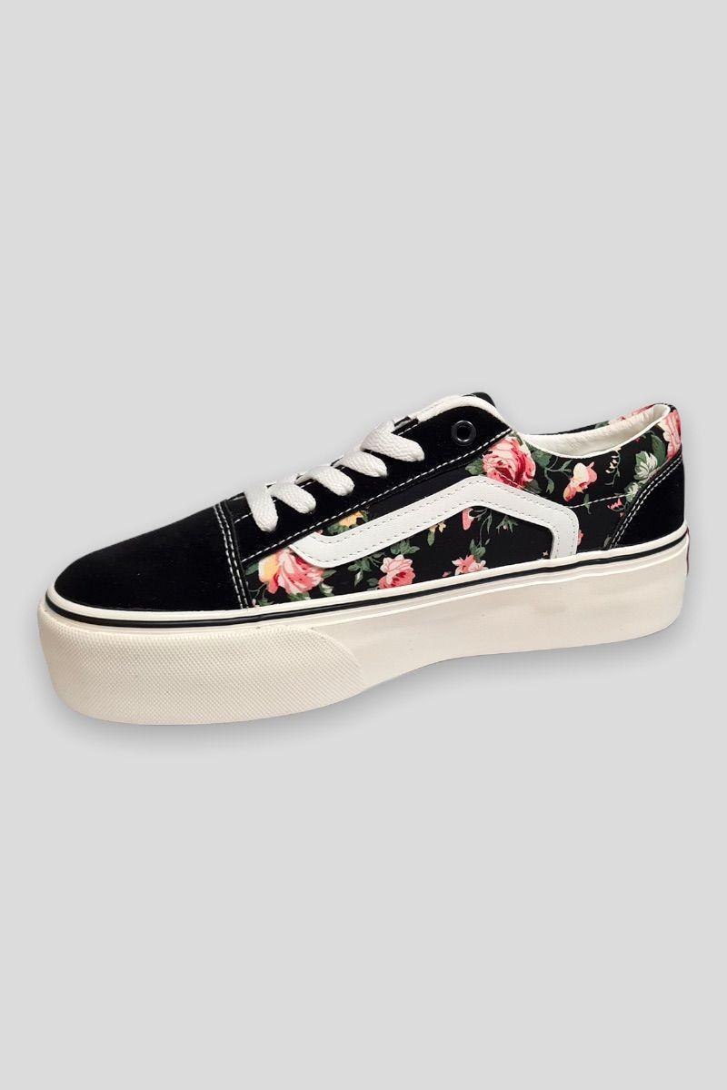 Zapatilla Urbana lona diseño flores-1