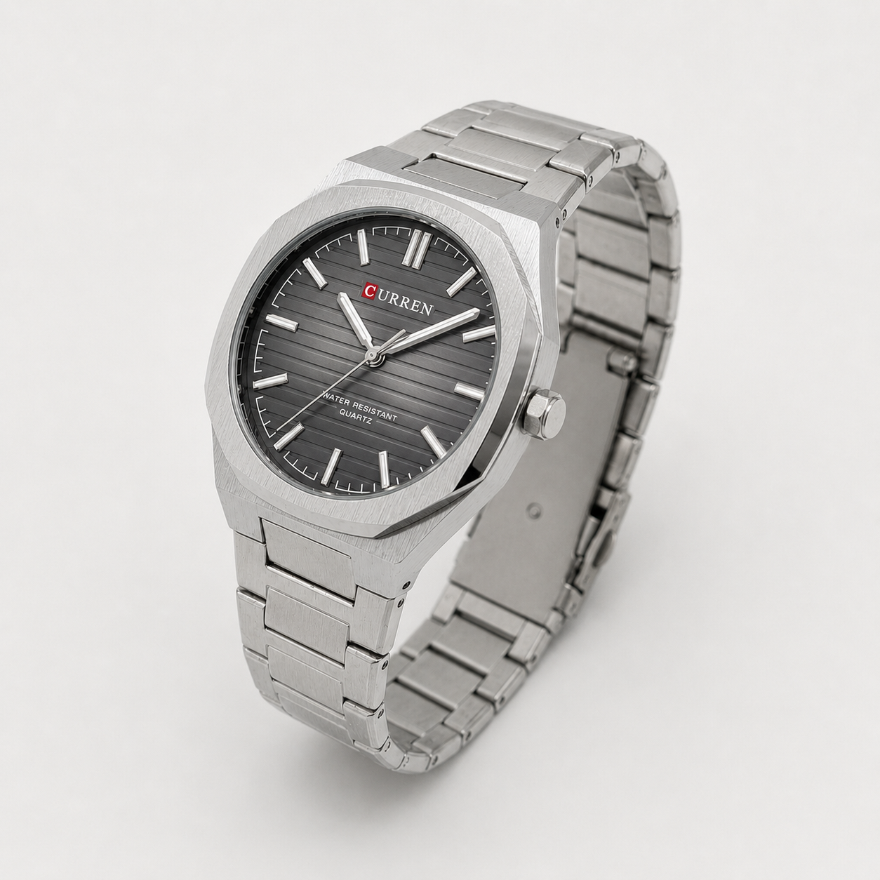 Reloj Curren para caballero 8456-1 Metal plateado con esfera negra-1