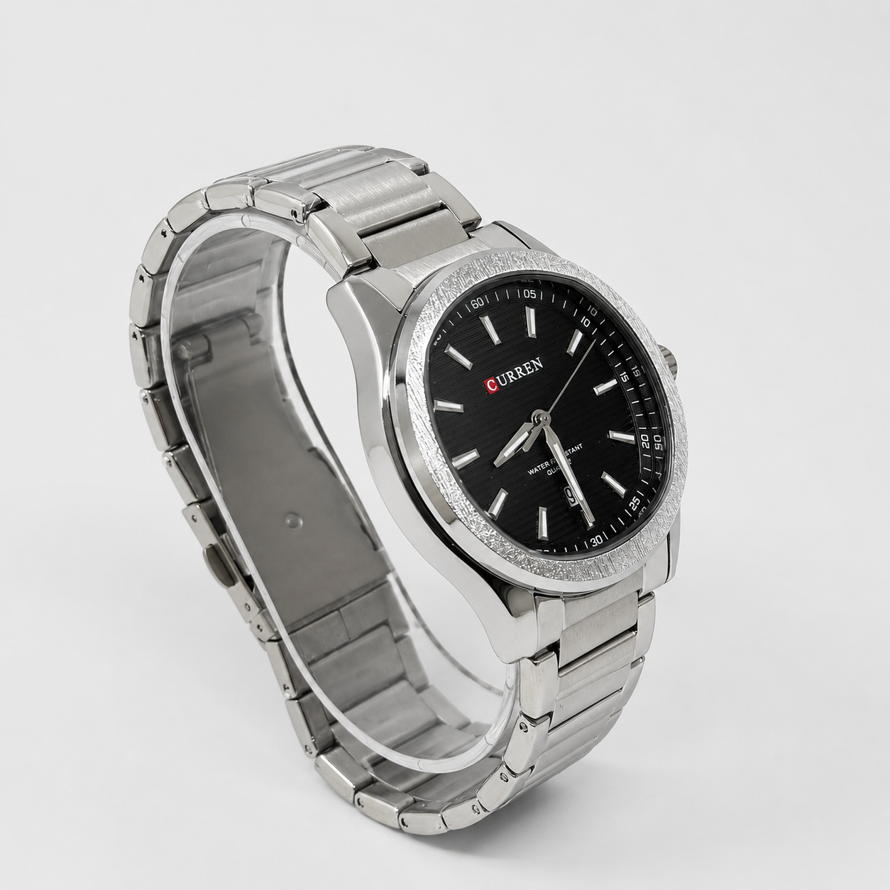 Reloj Curren para caballero 8474-1 Metal plateado con esfera negra-1