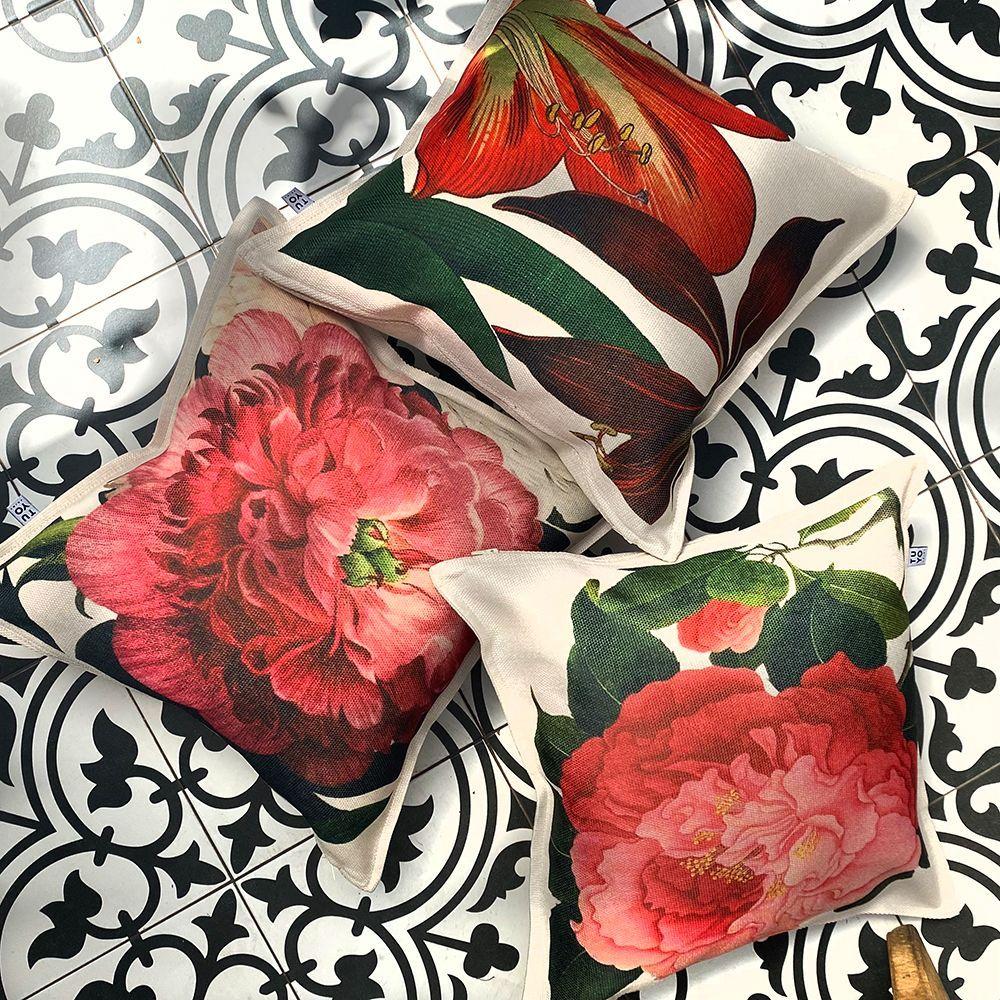 Cojín Camelia 45x45-2