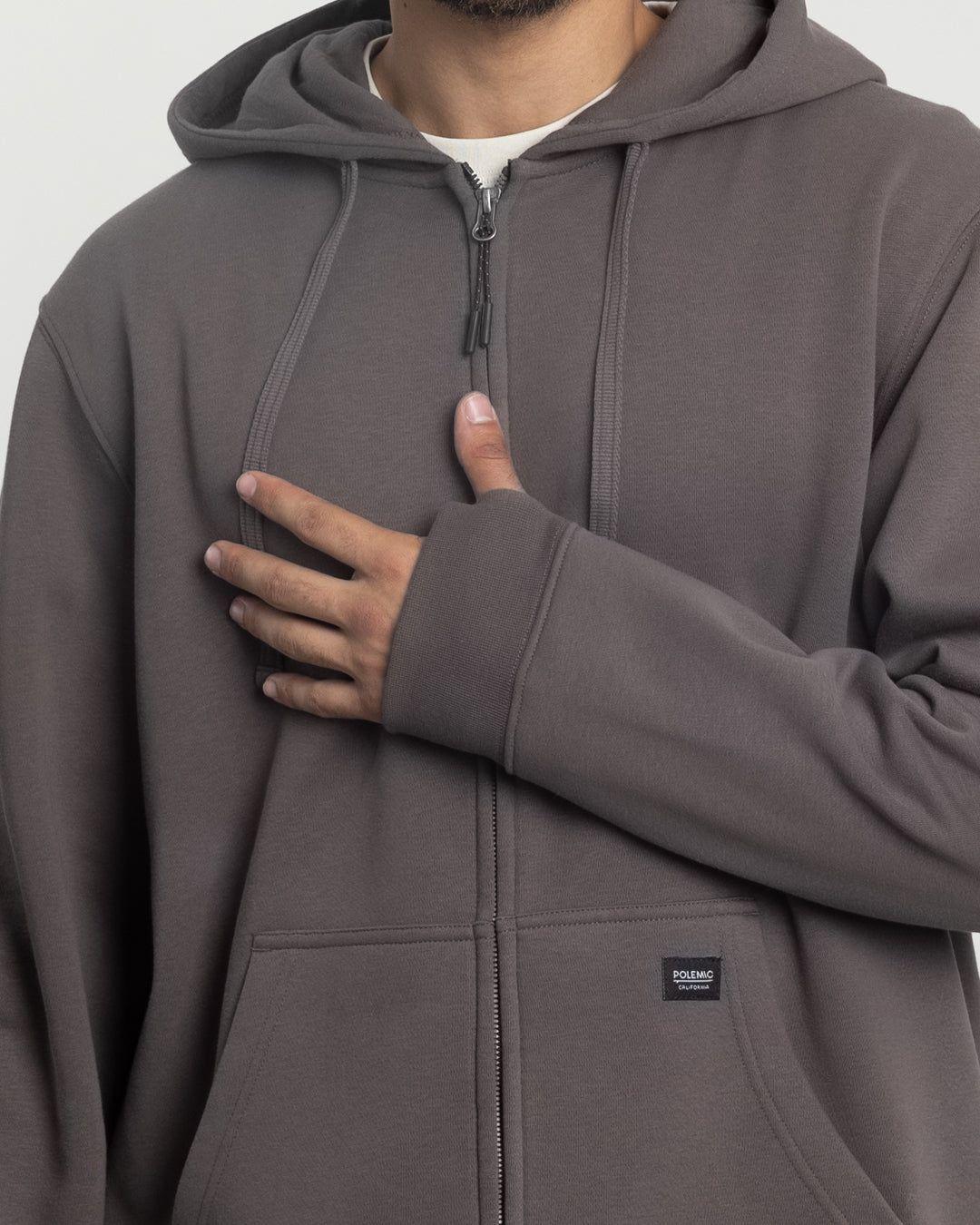 Poleron con cierre y gorro Invierno Café POLEMIC-4