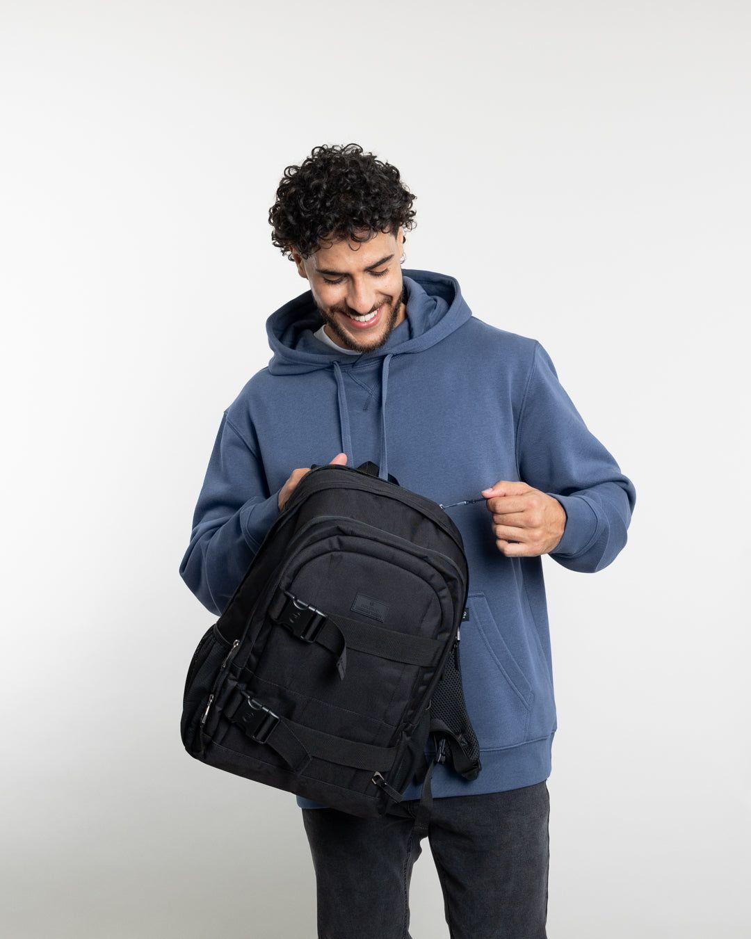 Poleron tipo canguro sin cierre Invierno Azul POLEMIC-4