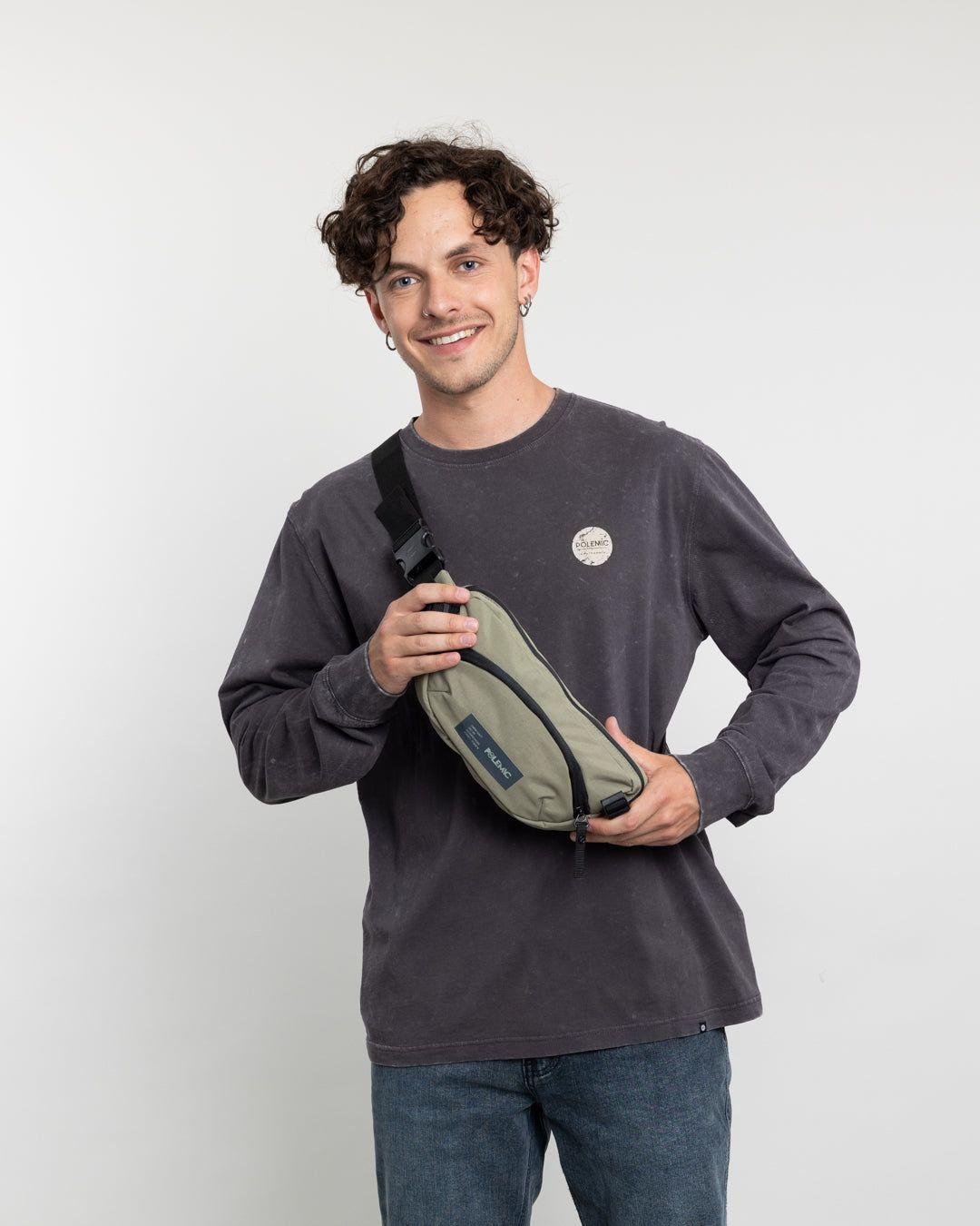 Polera manga larga hombre con proceso y estampado Polemic-4