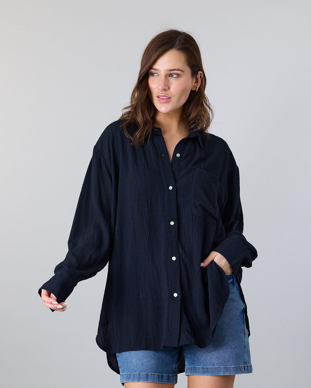 Blusa Mujer manga larga Relaxed Fit Negro Polemic-2