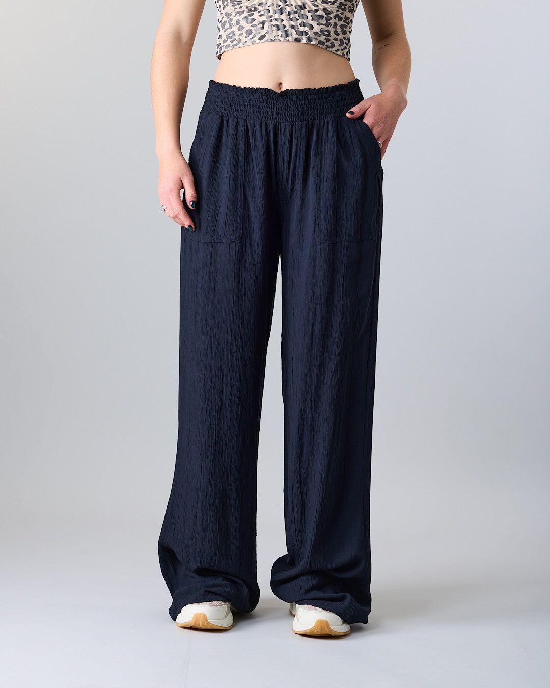 Pantalon Mujer crep cintura elasticada Negro Polemic-2