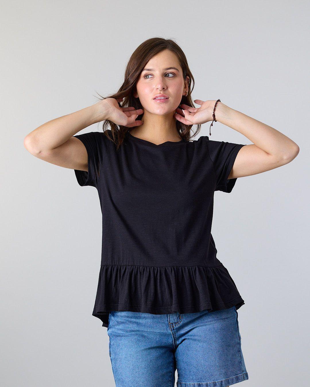 Polera Mujer ruedo con vuelos Polemic-4