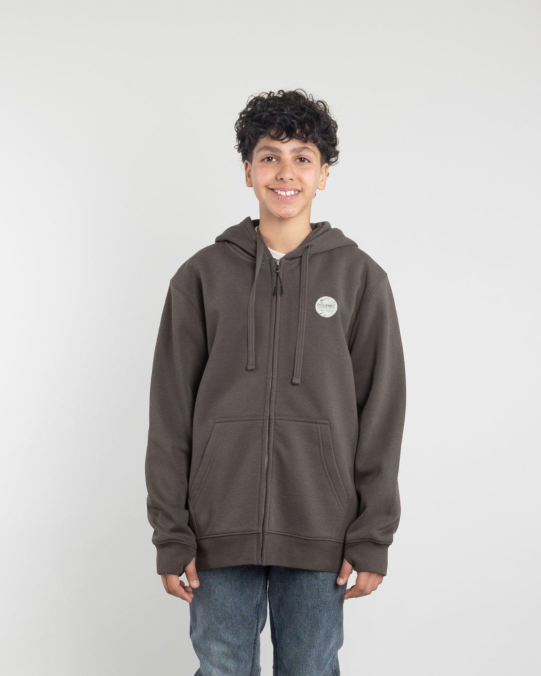 Poleron con cierre y gorro Invierno Café niño POLEMIC-1