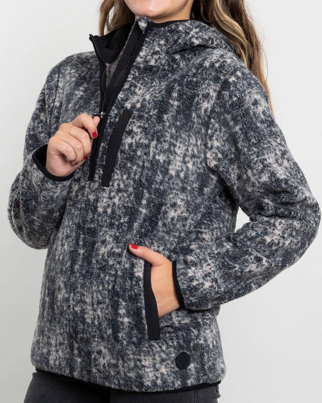 Poleron mujer Polar estampado Sherpa medio cierre Negro Polemic-2