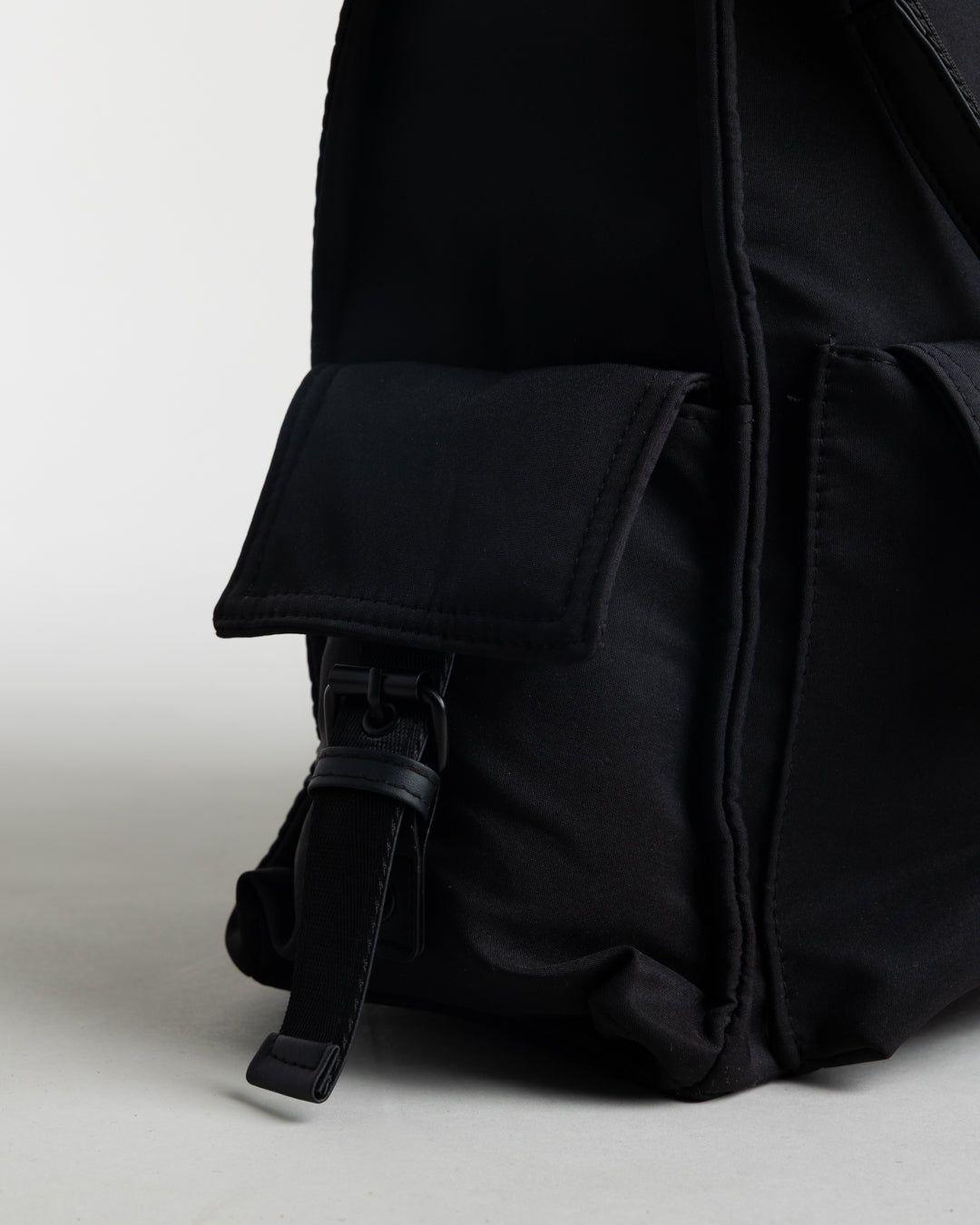 Bolso Cargo Mujer Urban Negro 12L Polemic-4