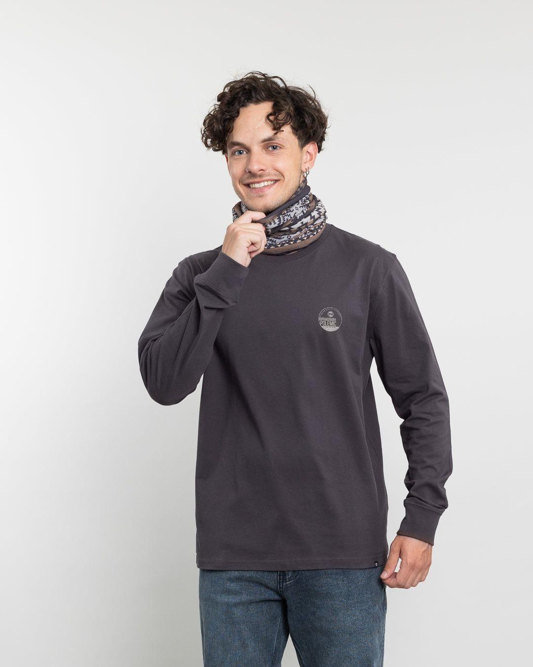 Polera manga larga hombre algodón clasico Polemic-4