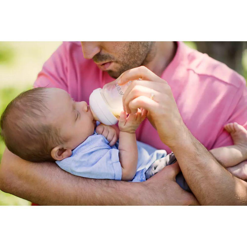 Mamadera Natural de Vidrio Avent 0m+ 120ml traslucida-2