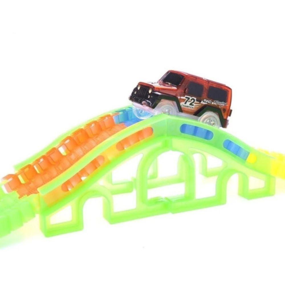 Pista De Auto Mágica Luminosa Armable 220 piezas-2