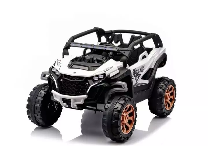 Jeep Auto 4X4 A Bateria 12V Con Control Remoto Blanco 801-0