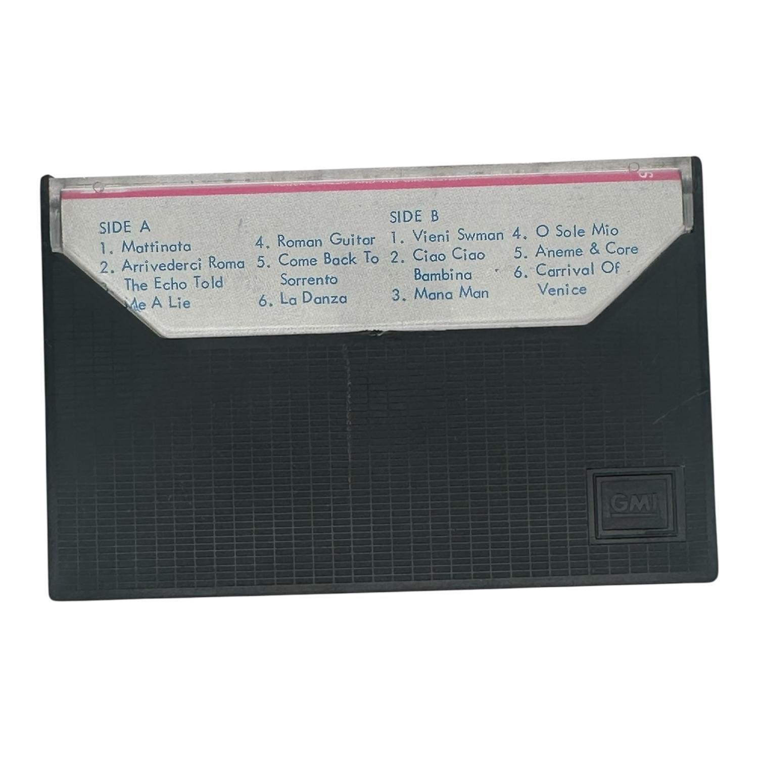 Cassette Roger Laredo Italy Nuevo-3