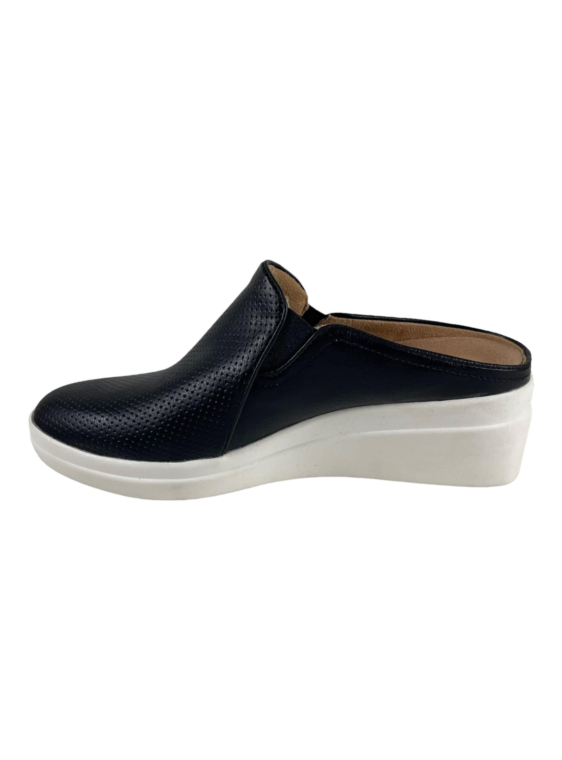 Mocasin Mujer Naturalizer Modelo Sandra Negro-3