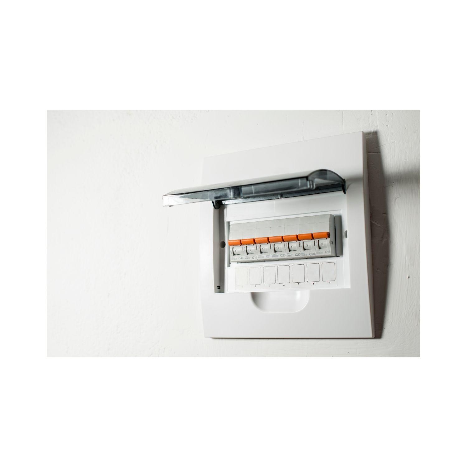 Tablero Sobrepuesto Caja Ip40 6 Circuitos T3 Sec-3