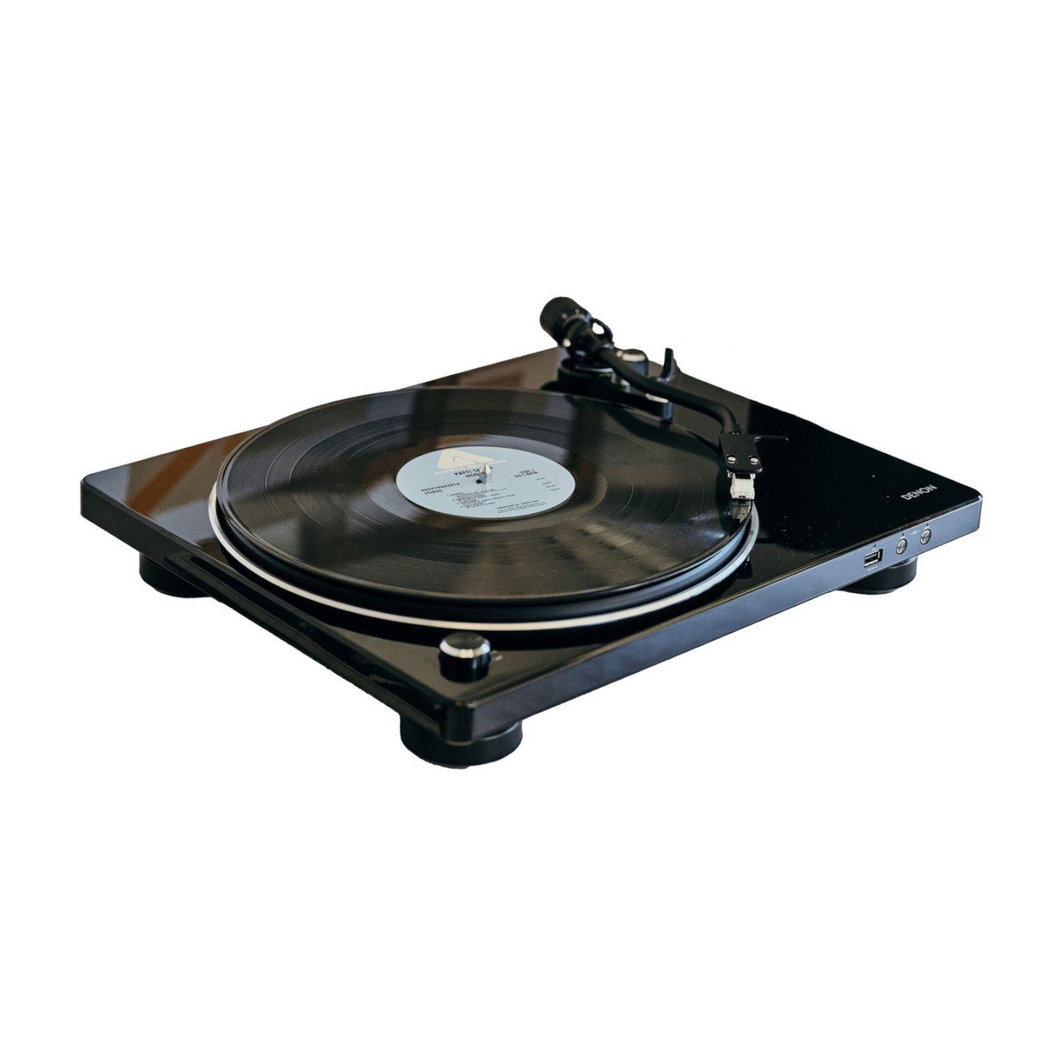 TORNAMESA DENON CON PREAMPLIFICADOR Y USB DP-450USB-0