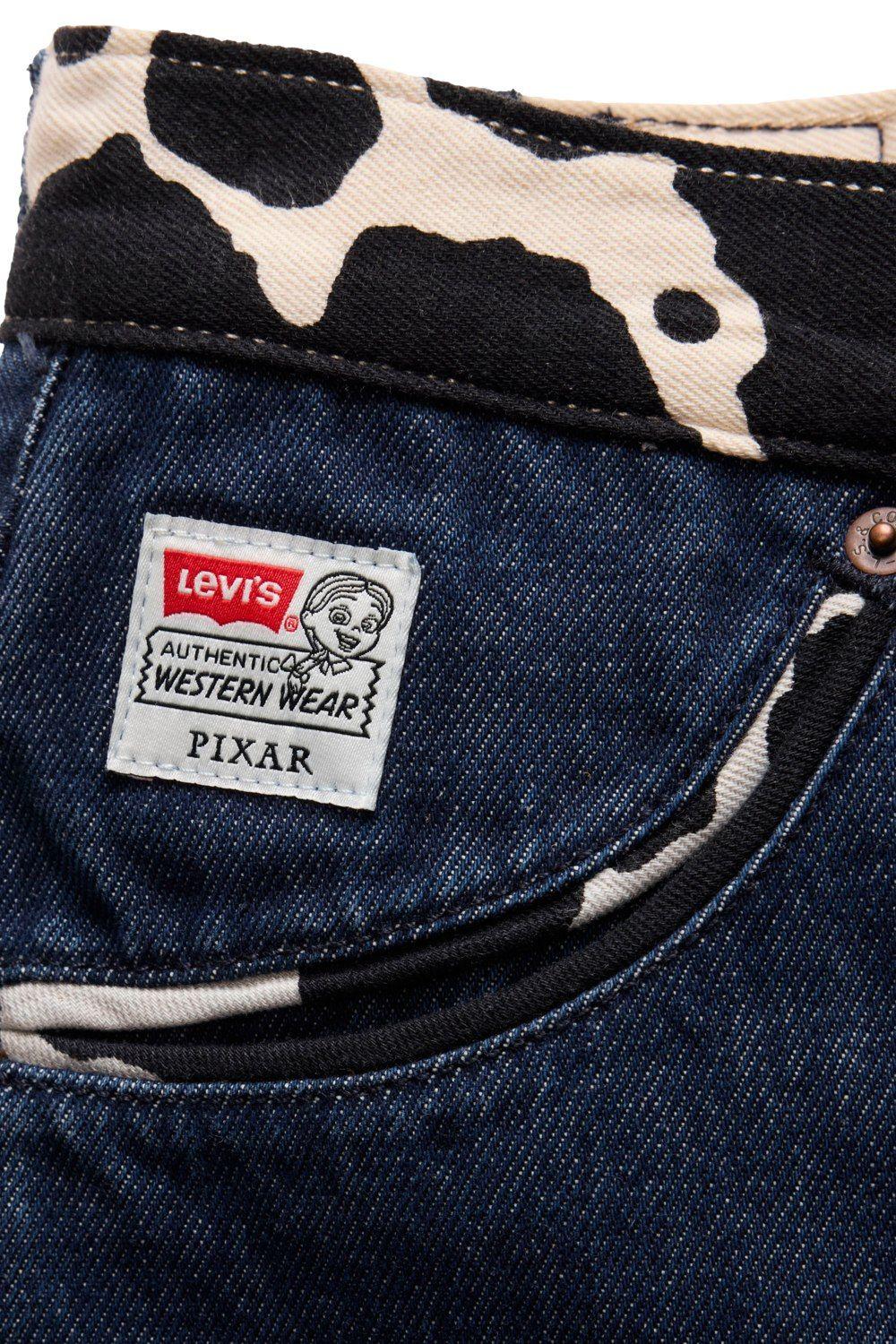 Jeans Mujer Ribcage Bell Toy Story Azul Levis 0034I-0000-6