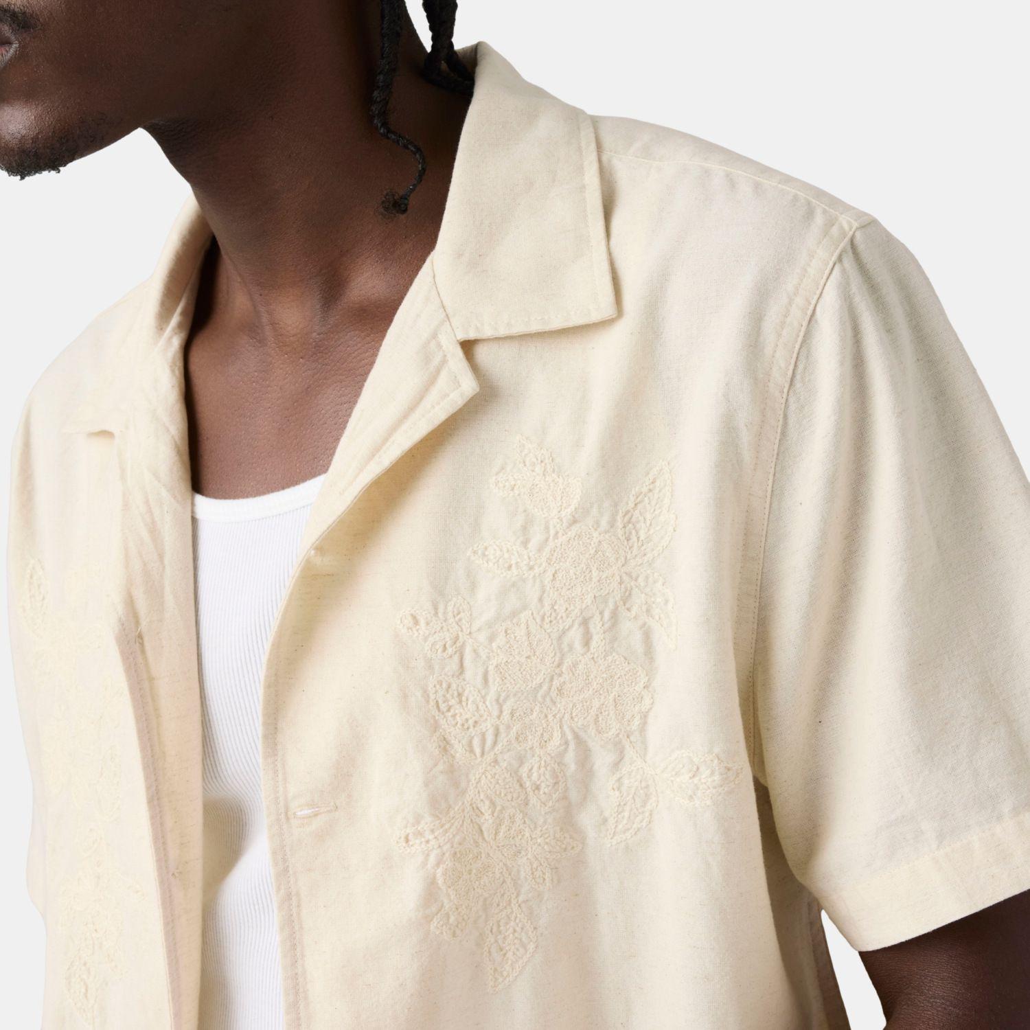 Camisa Hombre Sunset No Pkt Camp Standard Beige Levis 005H5-0003-3