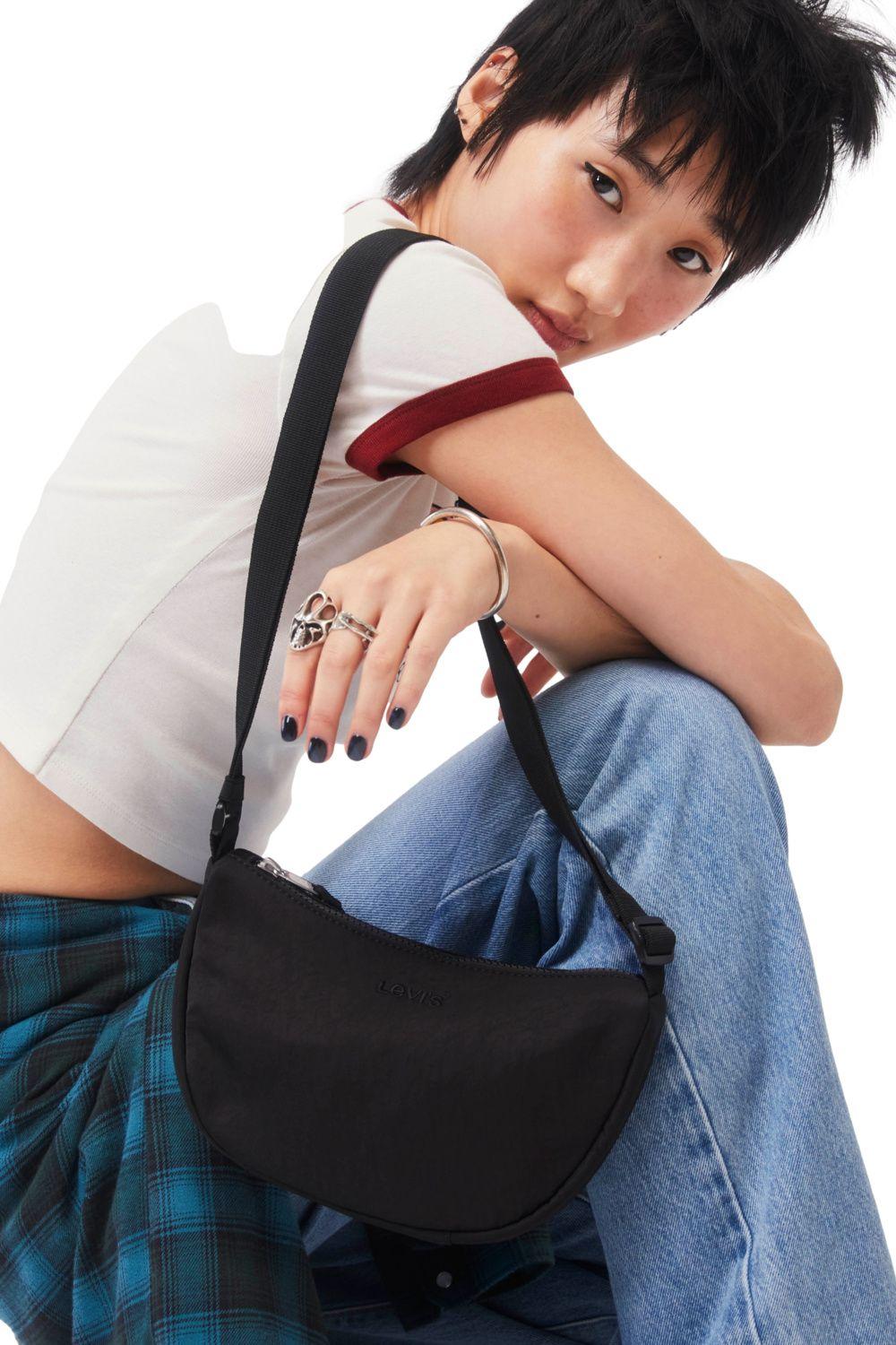 Bolso Mujer Small Crossbody Bag Ov Negro Levis D7770-0002-4