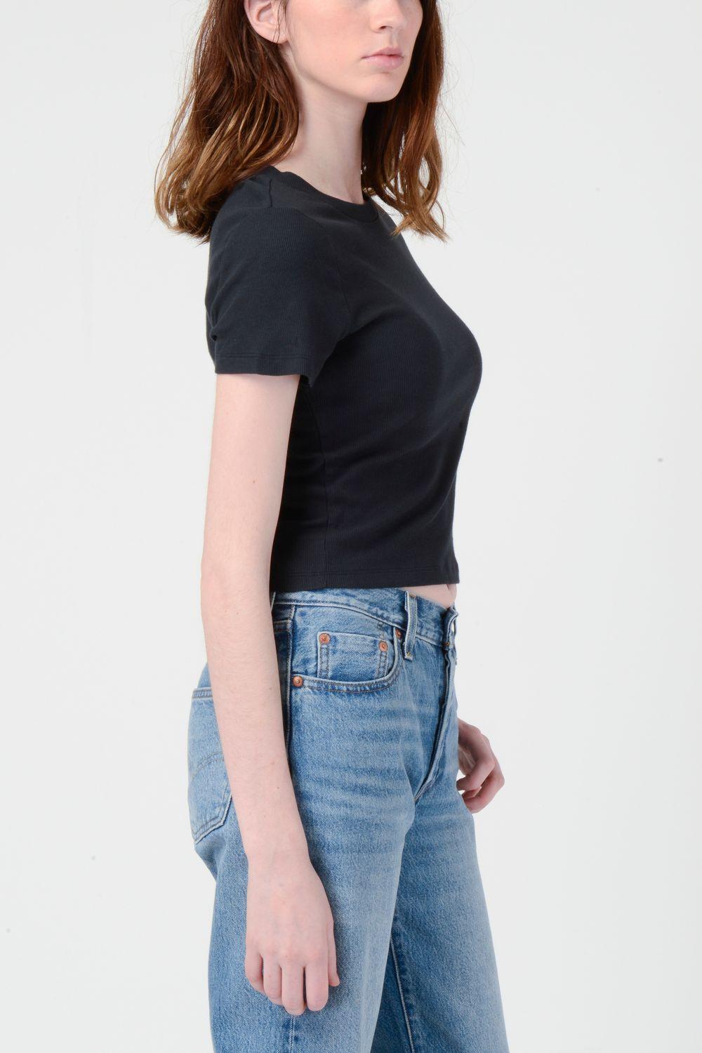 Polera Mujer Sporty Tee Negro Levis A7419-0014-1