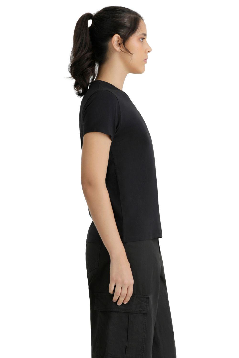 Polera Mujer Regular Fit Negro Levis 17369-2961-1