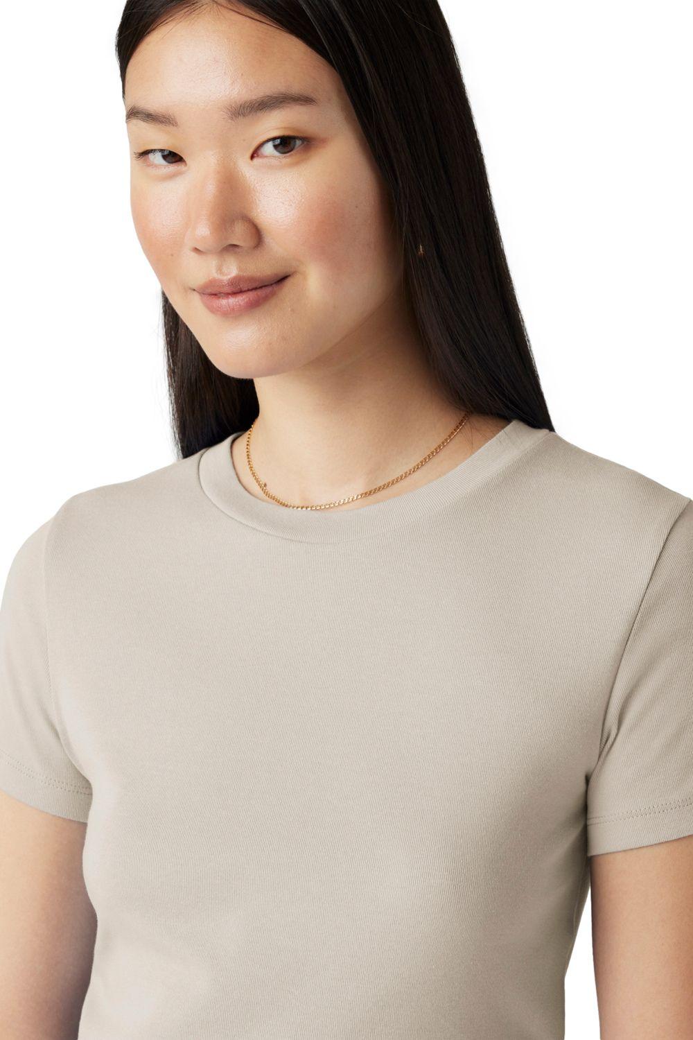 Polera Mujer Essential Sporty Tee Beige Levis A7419-0039-3