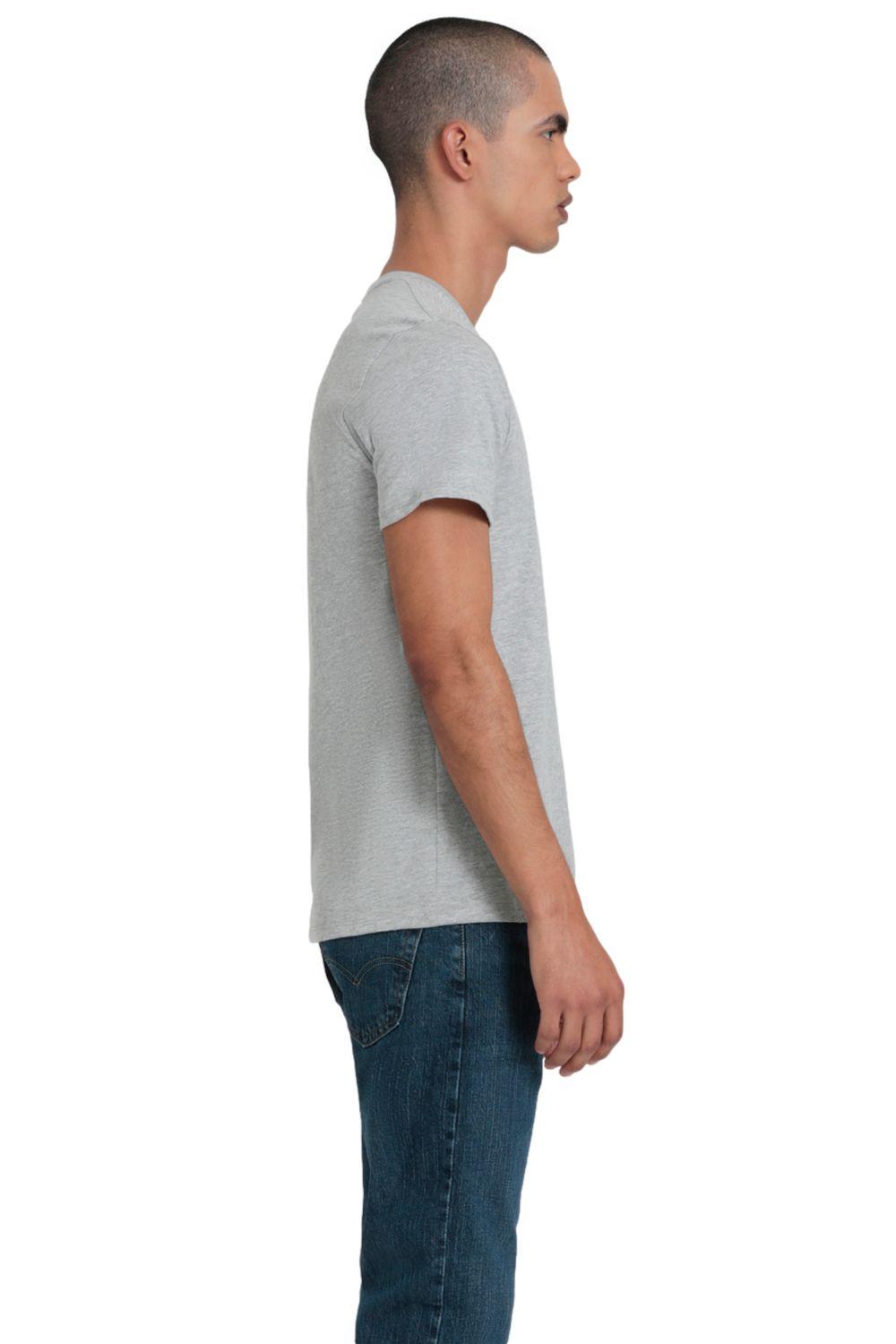 Polera Hombre Graphic Set-In Neck Gris Levis 17783-0350-1