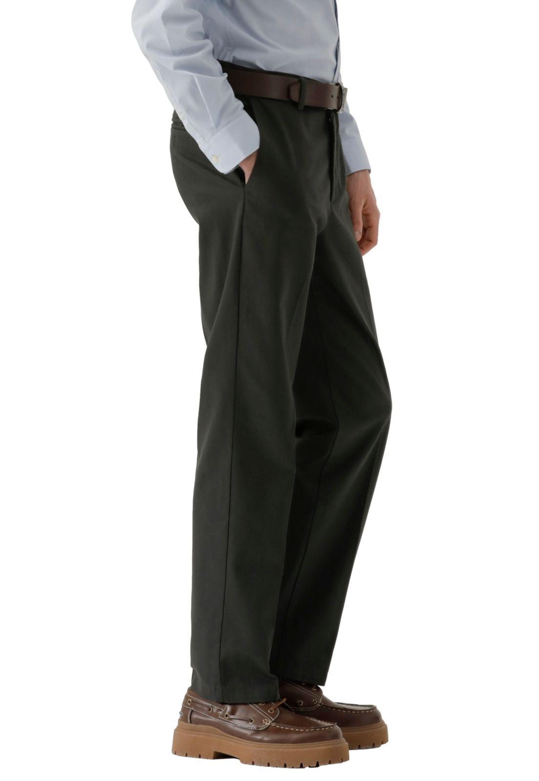 Pantalón Hombre Stain Defender Straight Fit Gris A5210-0009-1