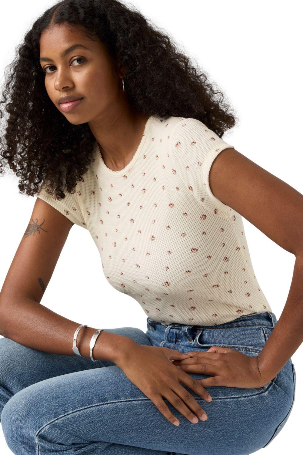 Polera Mujer Dry Goods Waffle Cap Tee Beige Levis 003PW-0004-2