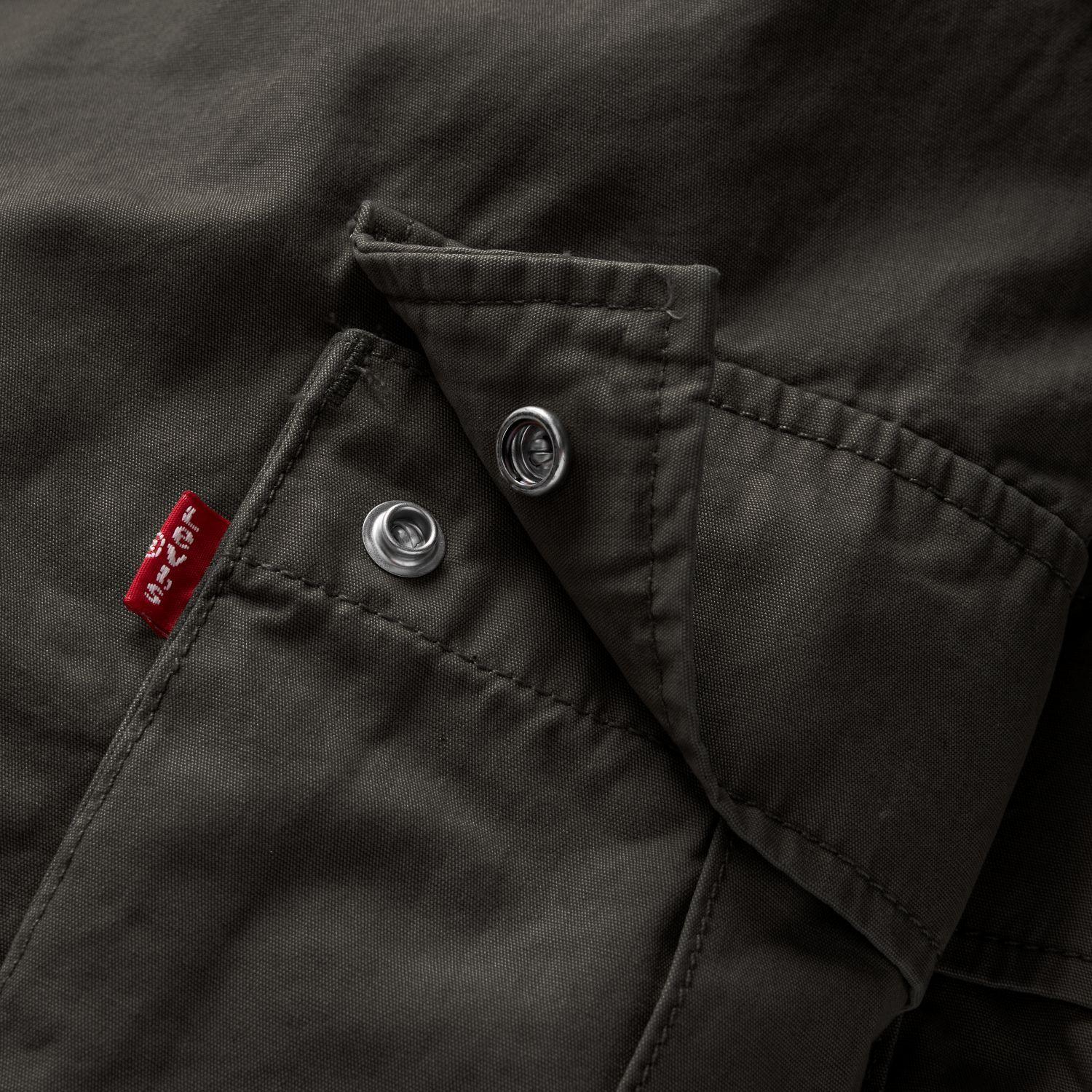 Short Hombre Carrier Cargo Negro Levis 001KG-0050-4