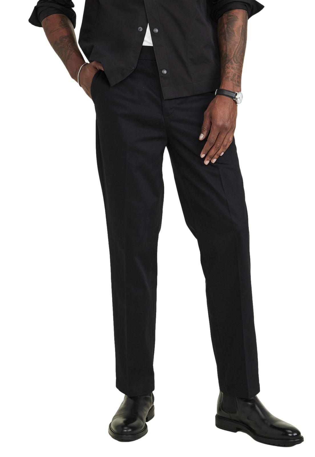 Pantalón Hombre Stain Defender Straight Fit Negro A5210-0001-0