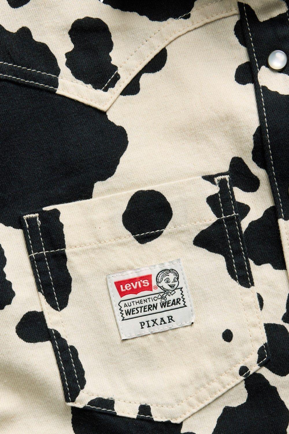 Camisa Mujer Regular Toy Story Beige Levis 0034F-0000-4