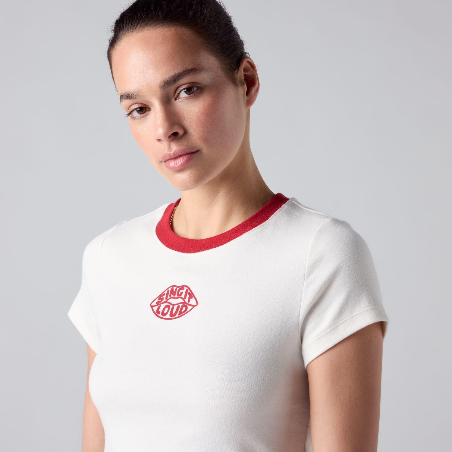 Polera Mujer Essential Baby Tee Beige Levis 008CH-0024-3