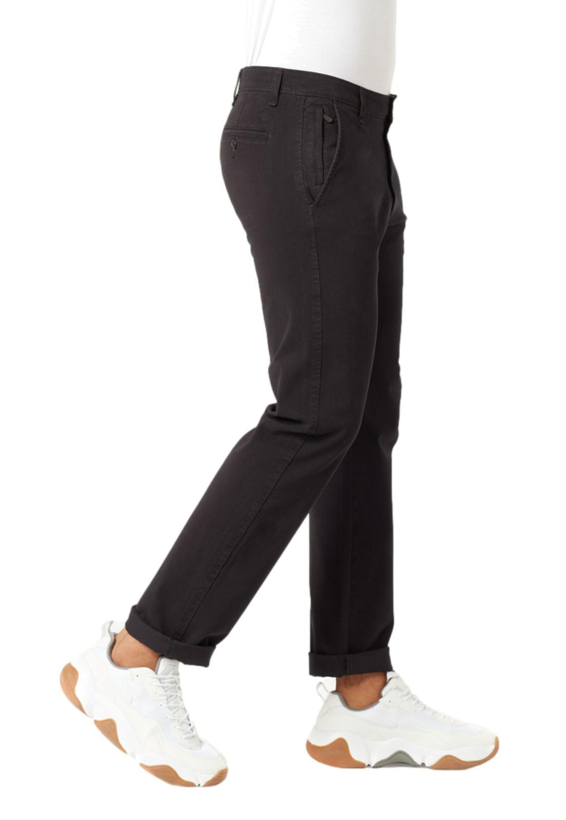 Pantalón Hombre Ultimate Chino Slim Fit Negro 79488-0006-1
