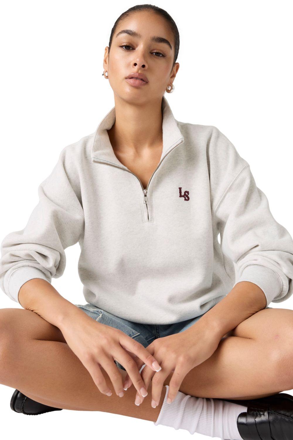 Polerón Mujer Vintage Boxy 1/4 Zip Gris Levis 005GS-0001-2