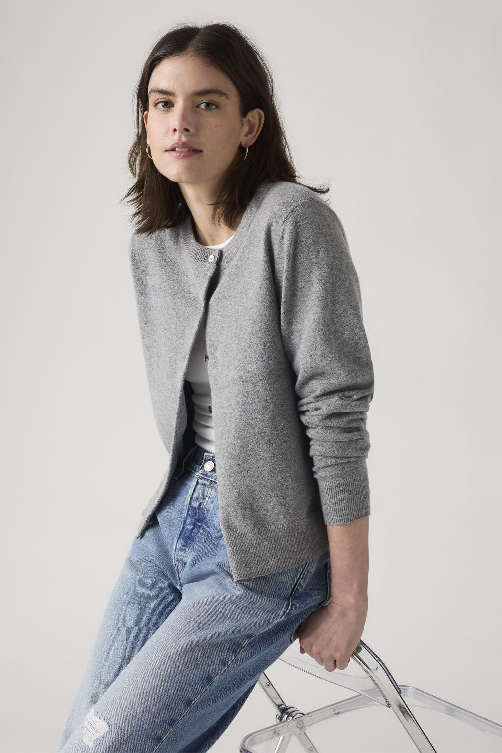 Sweater Mujer Tara Super Soft Cardi Gris Levis 0037P-0001-2