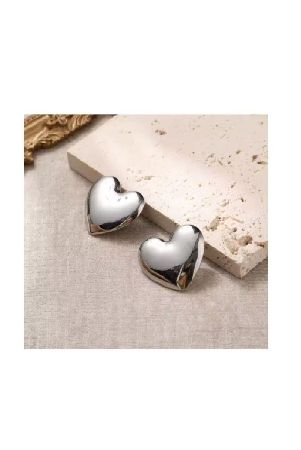 Aros Pendientes Mujer Diseño Corazón color Plateado-1
