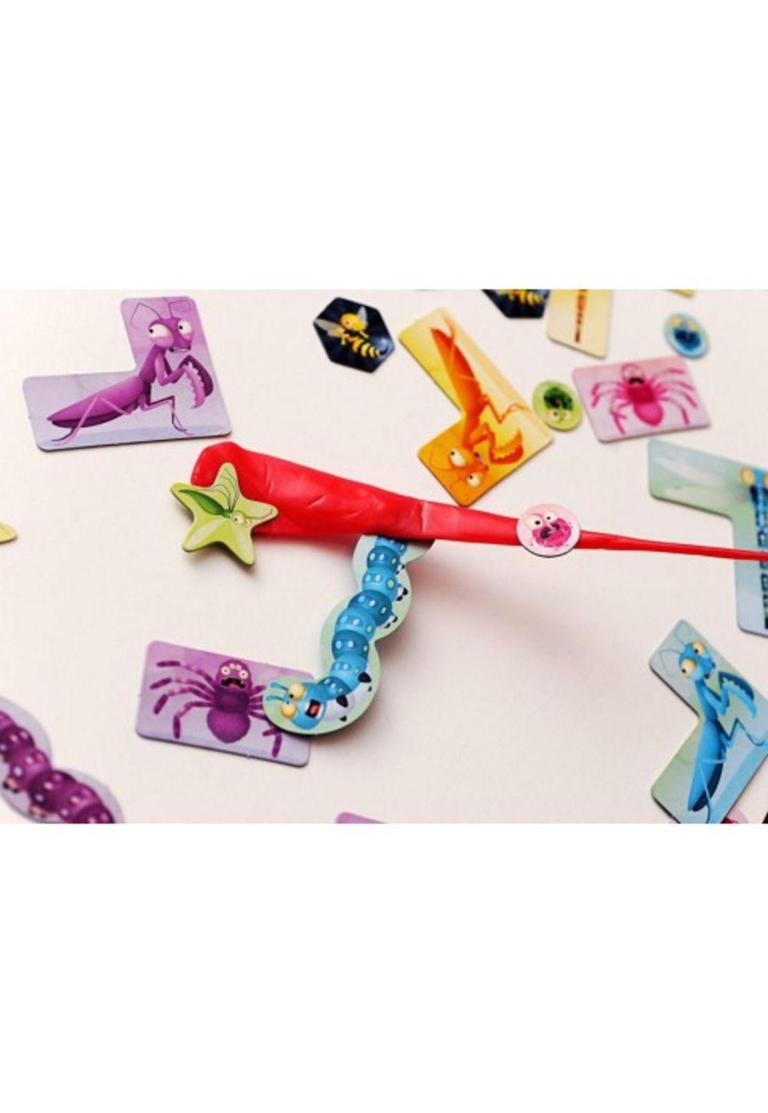 Sticky Chameleons-1