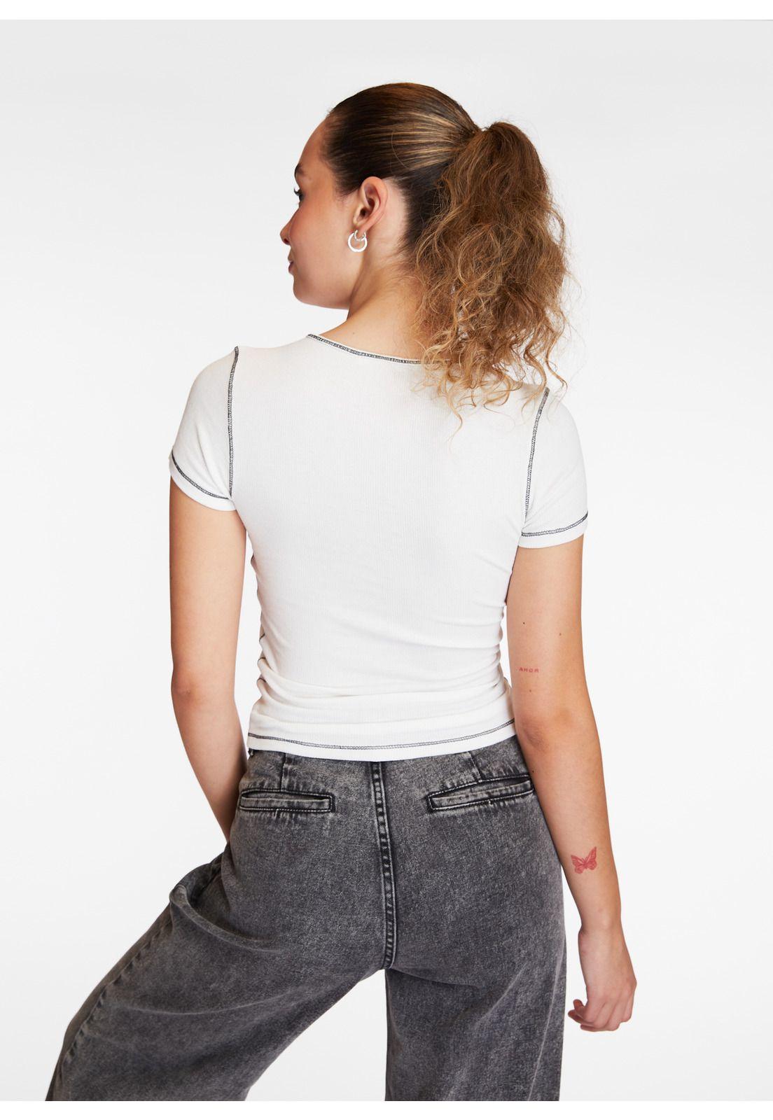 Polera Pame Regular Recogido Delantero Hilo Contratono Color Crudo Efesis-3