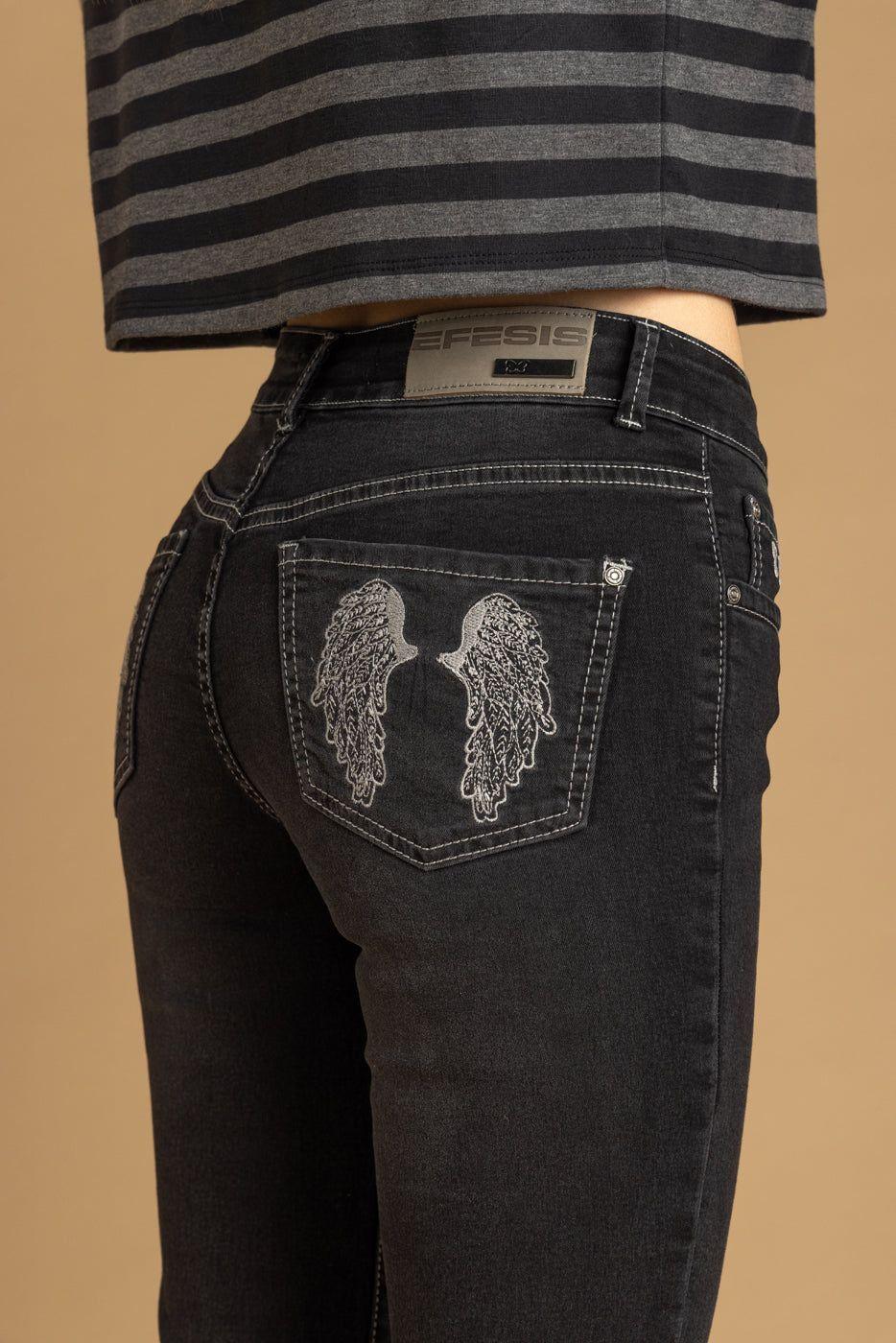Jeans Wings Black Flare Bordado Alas Bolsillo Trasero Efesis-4