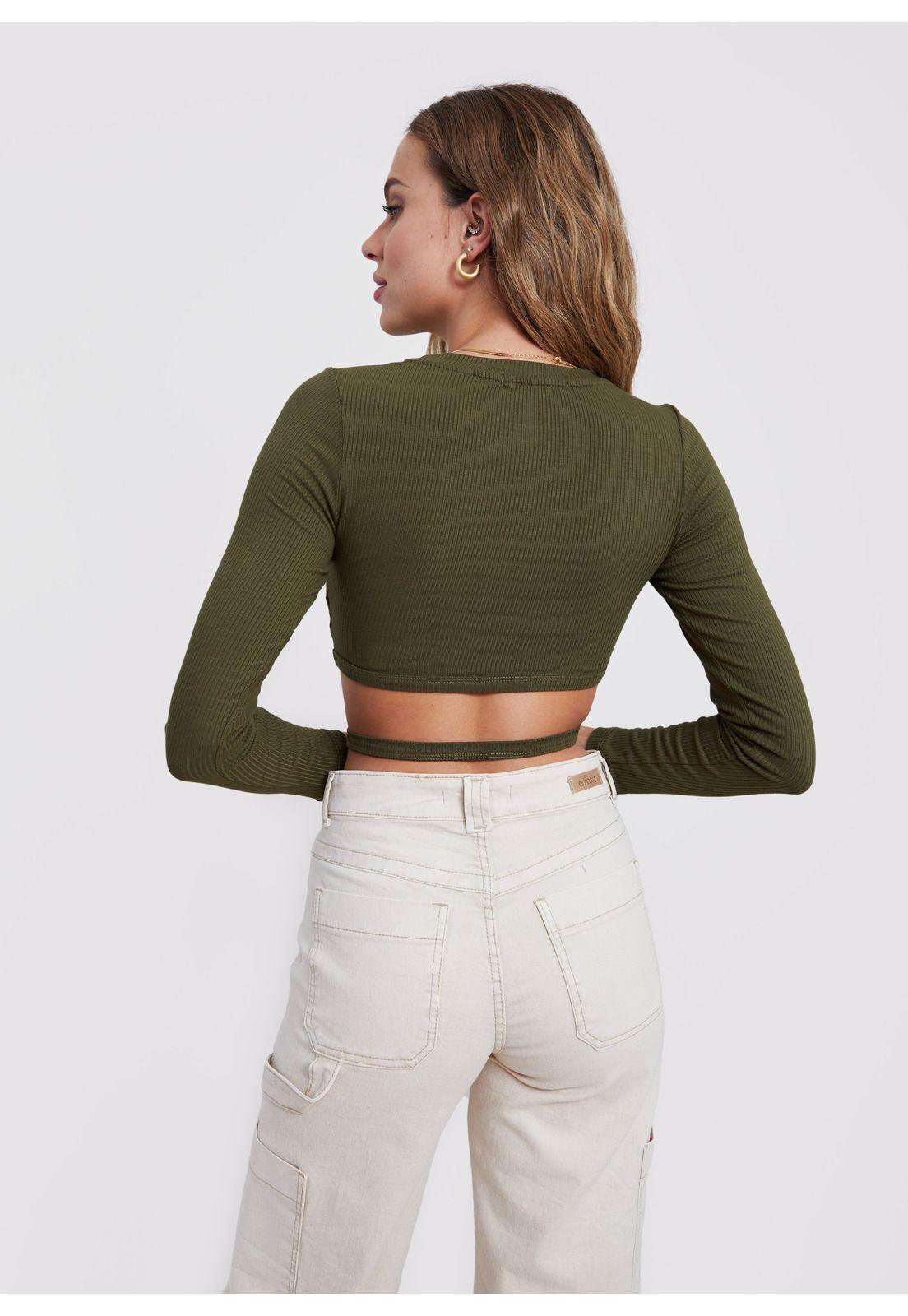 Polera Lia Crop Pabilos Decorativos Verde Efesis-3