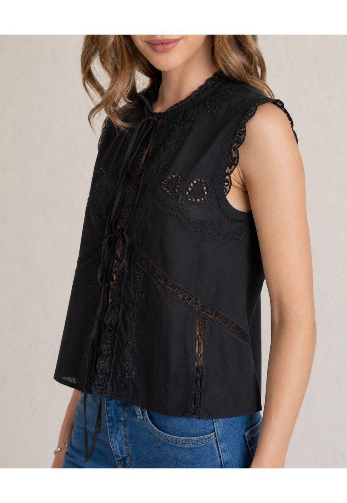 BLUSA LOREIN BRODERIE AMARRAS NEGRO EFESIS-5