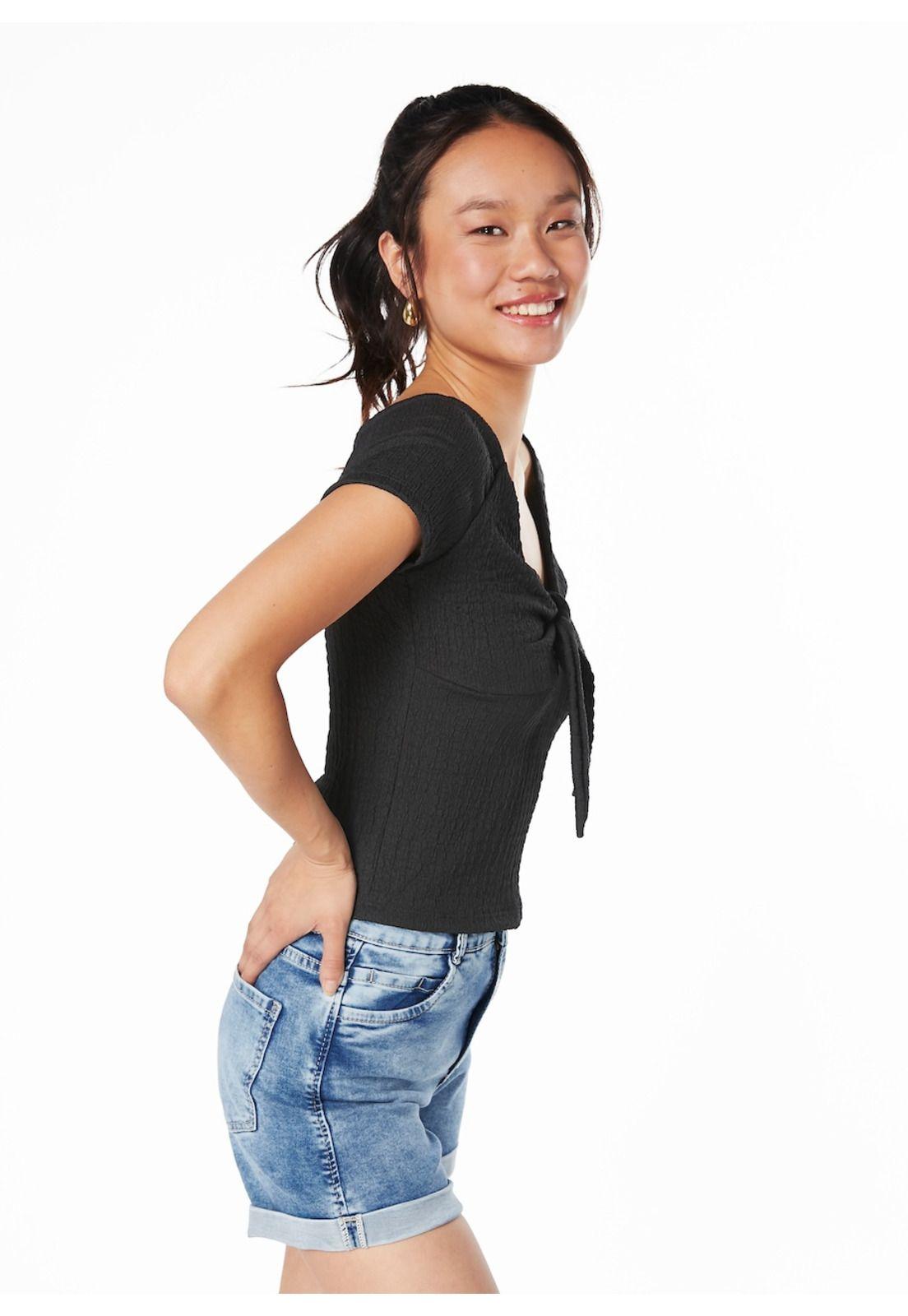 POLERA MATHIS REGULAR AMARRA ESCOTE NEGRA-2