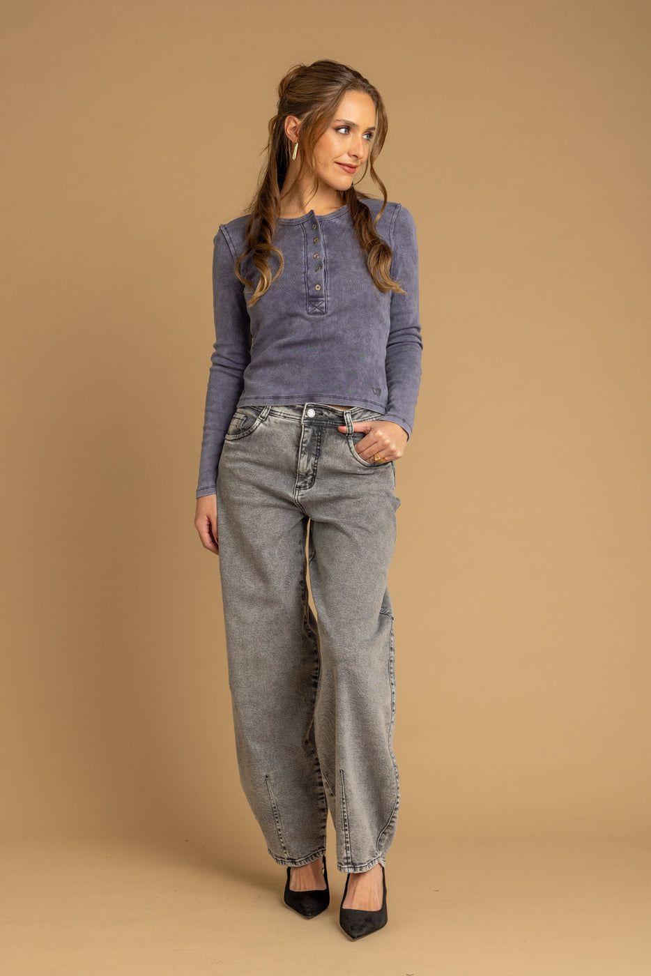 Jeans Nápoles Balloon Bolsillo Trasero en Forma Gris Efesis-0
