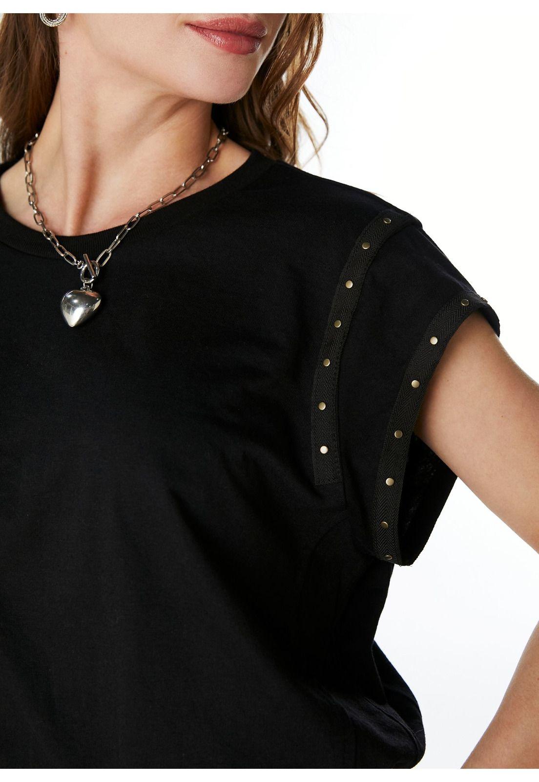 POLERA MERCIER OVERSIZE TACHAS Y ABERTURA ESPALDA NEGRO-4