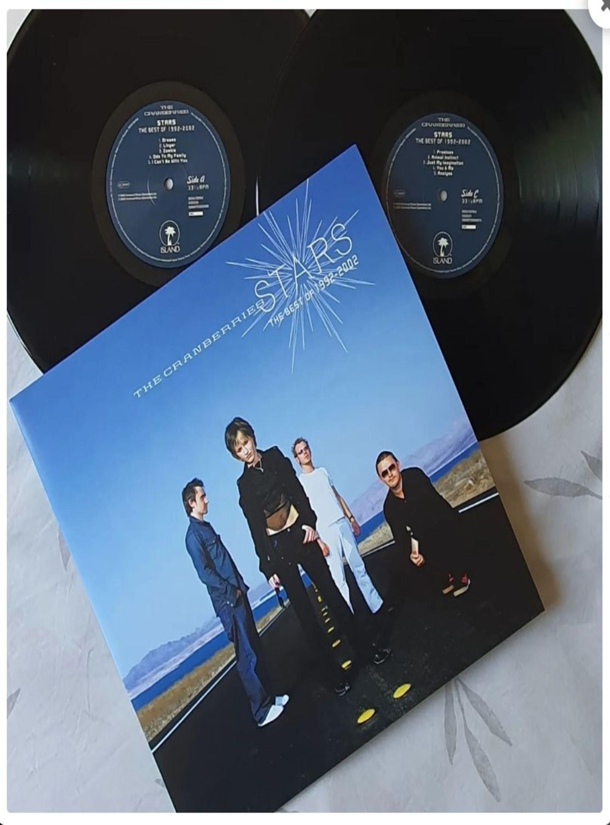 The Cranberries – Stars: The Best of 1992-2002 (Vinilo)-1