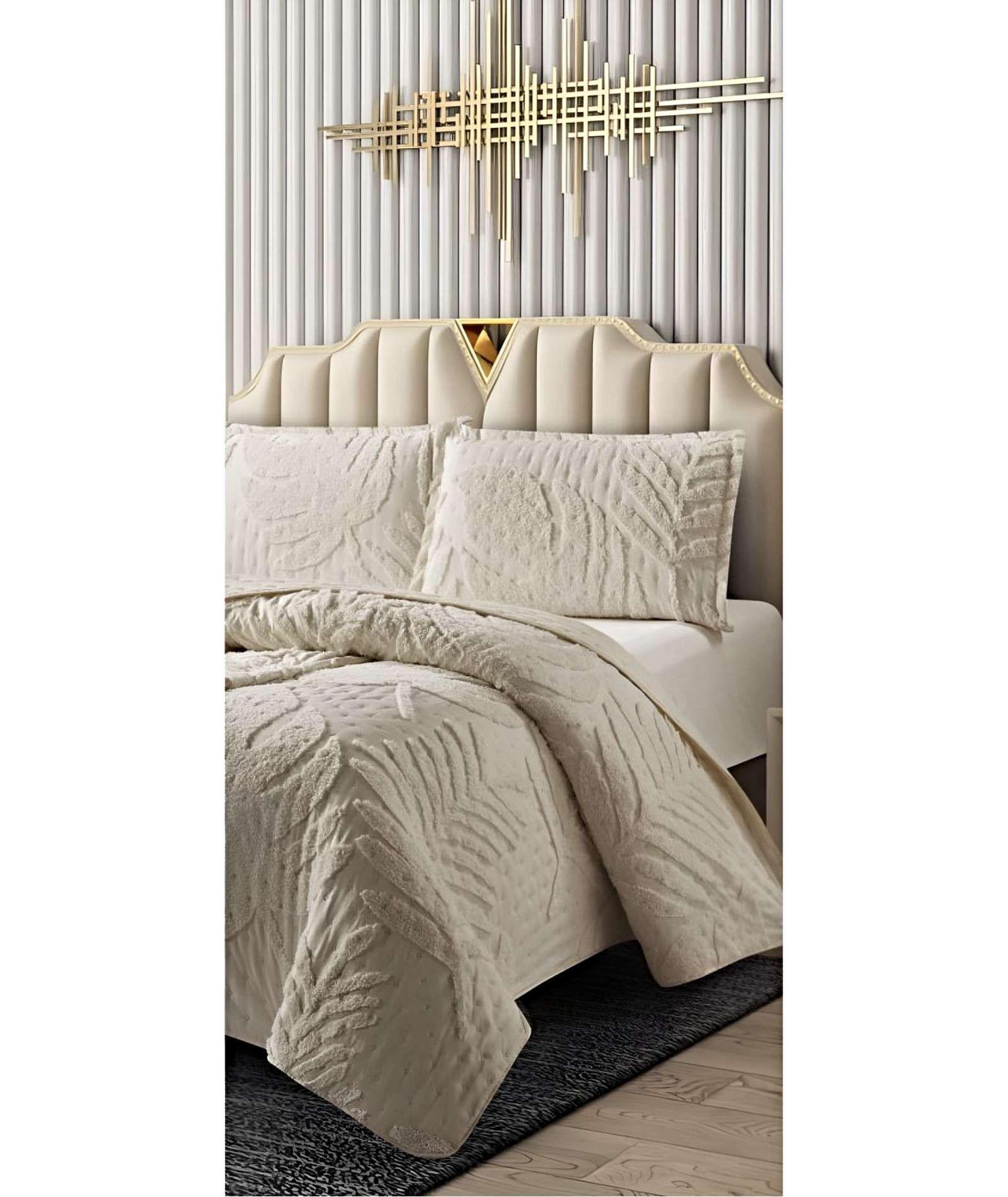 CUBRECAMA QUILT CON DISEÑO HOJA RELIEVE KING-SUPERKING BEIGE-2