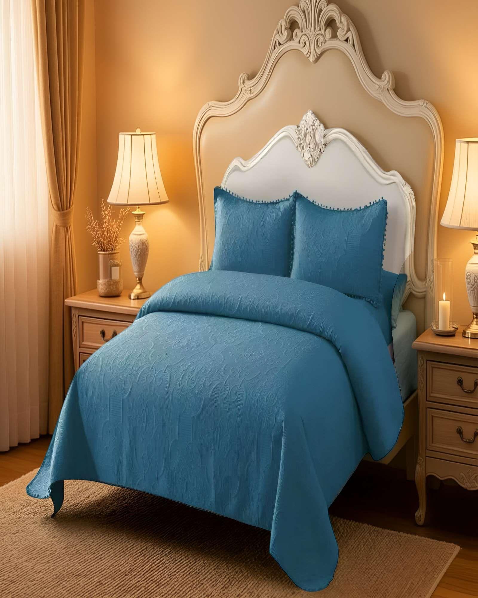 CUBRECAMA QUILT DE VERANO KING CON POMPON COLOR AZUL-2